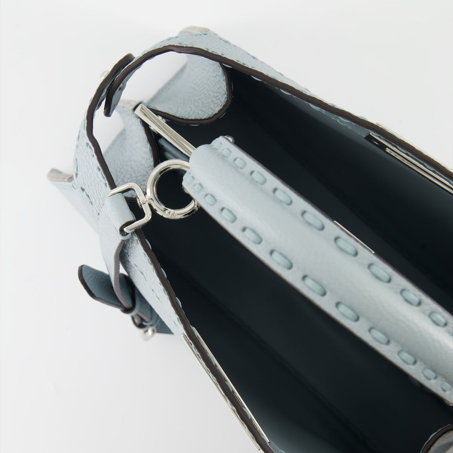 Peekaboo ISeeU Bag