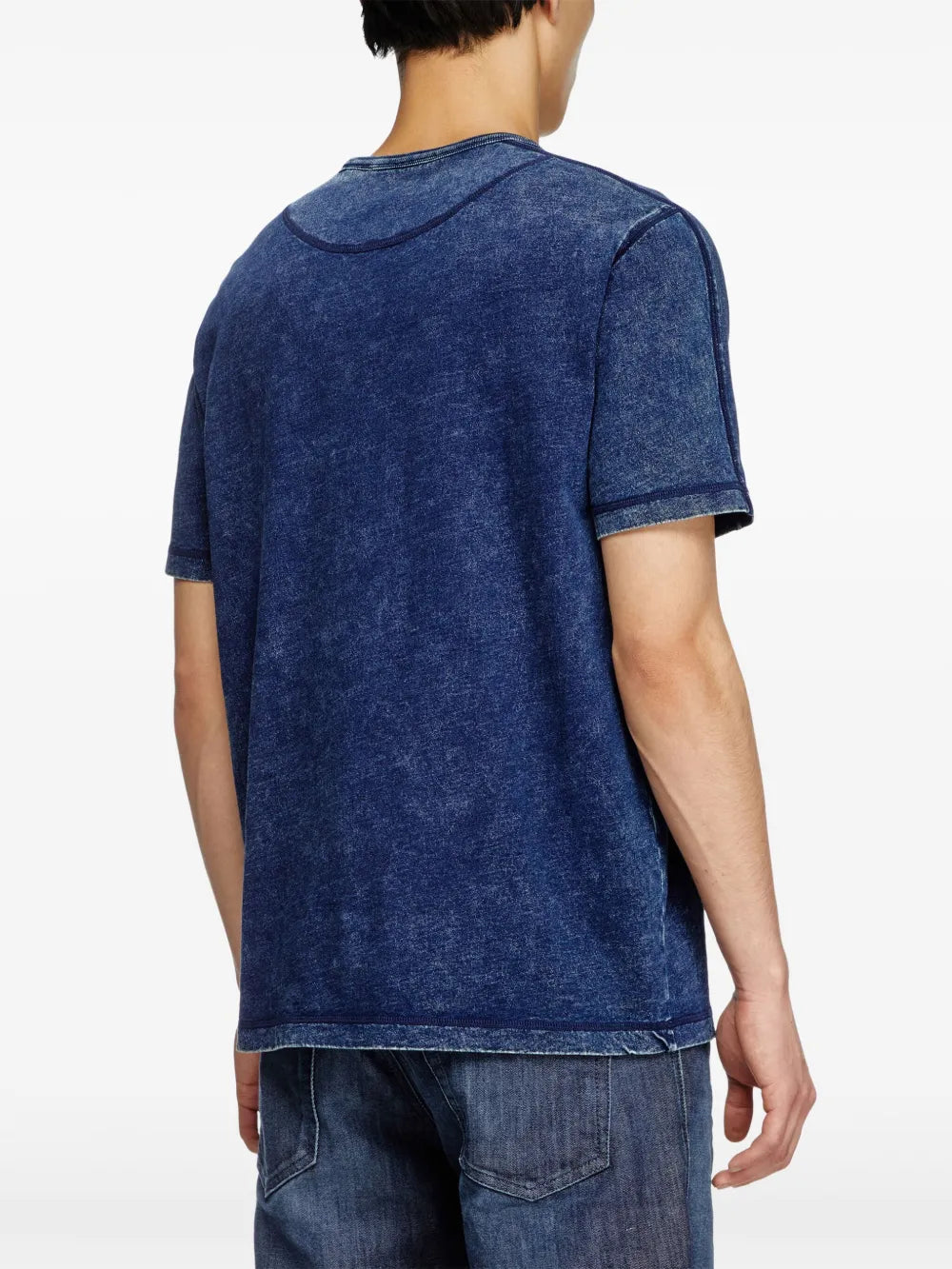 T-shirt T-adjind
