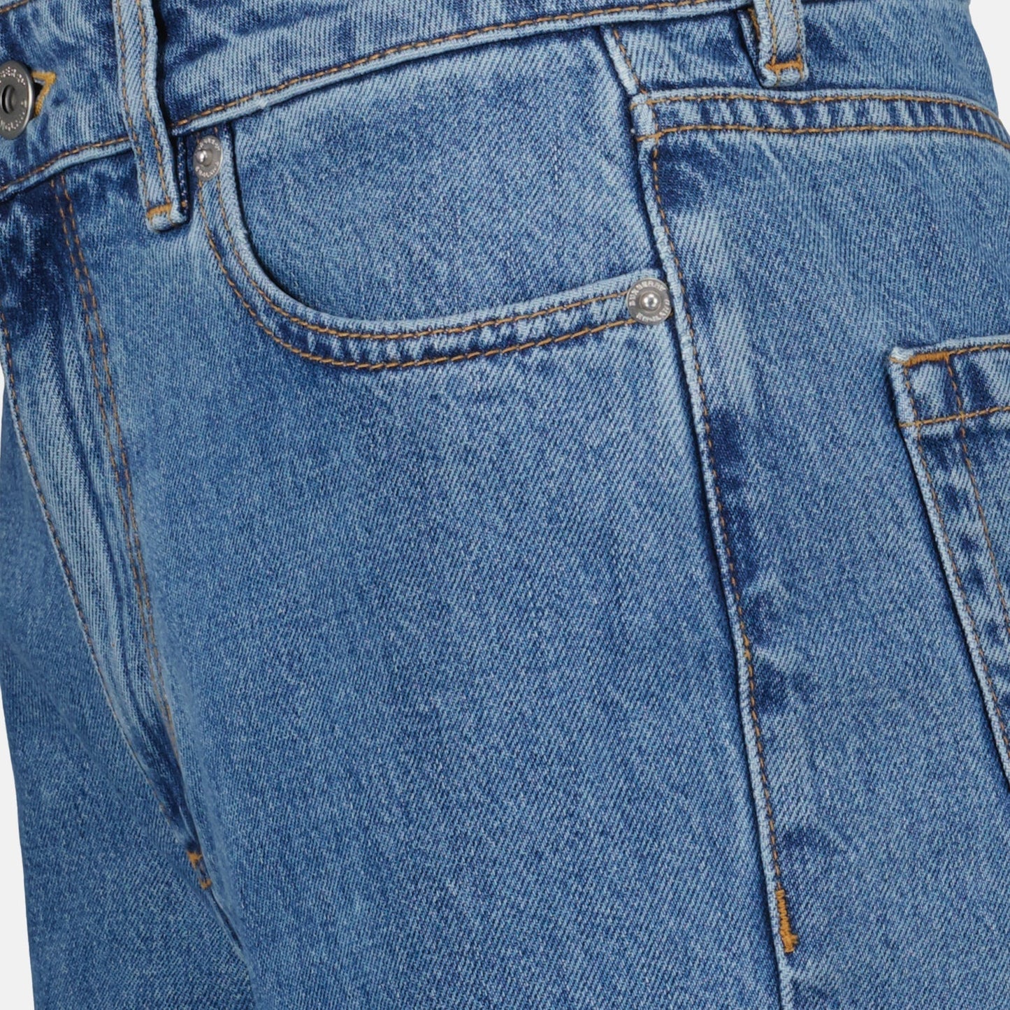 Straight Jeans