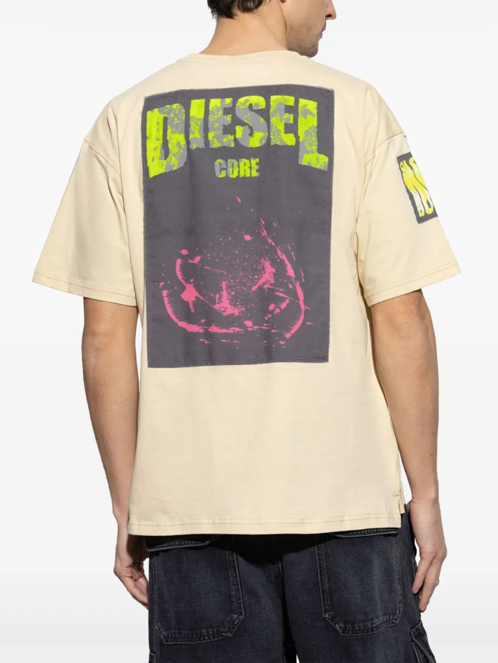 T-Boxt-Slits T-Shirt