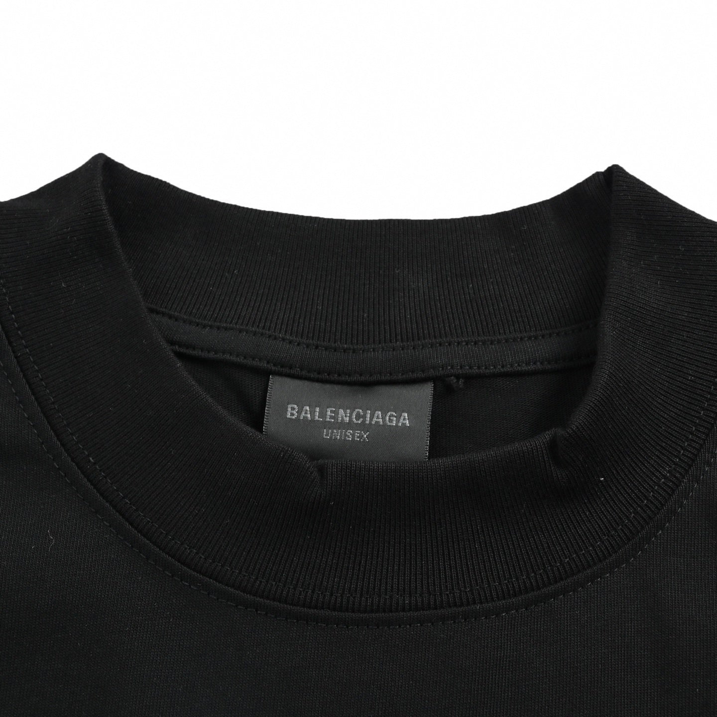 Distressed BB Paris Appliqué T-Shirt | Black
