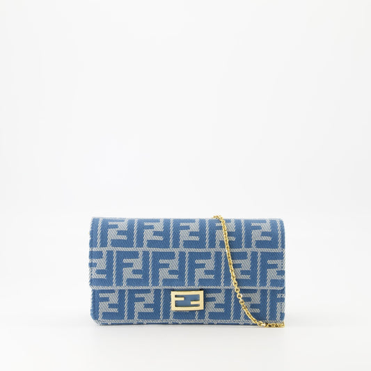 Baguette Wallet with Chain