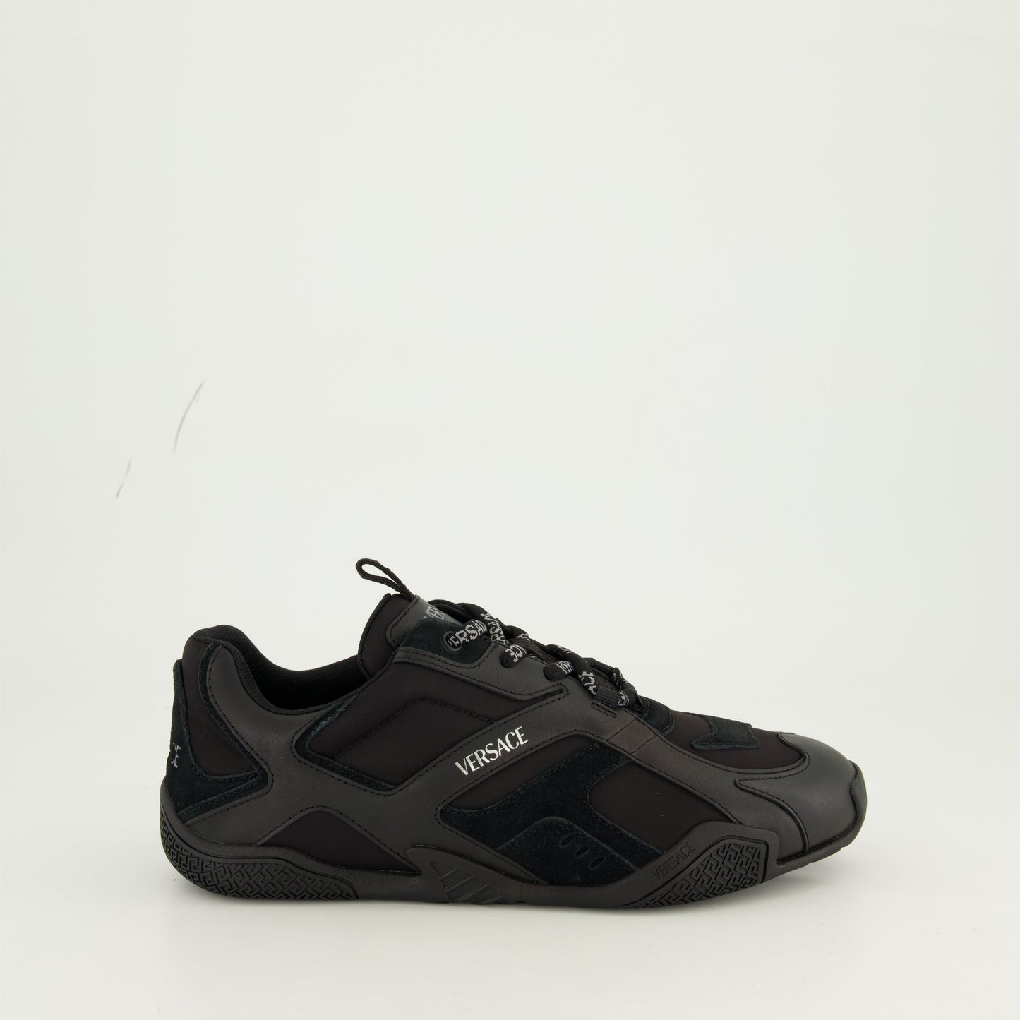 Galaxia Sneakers