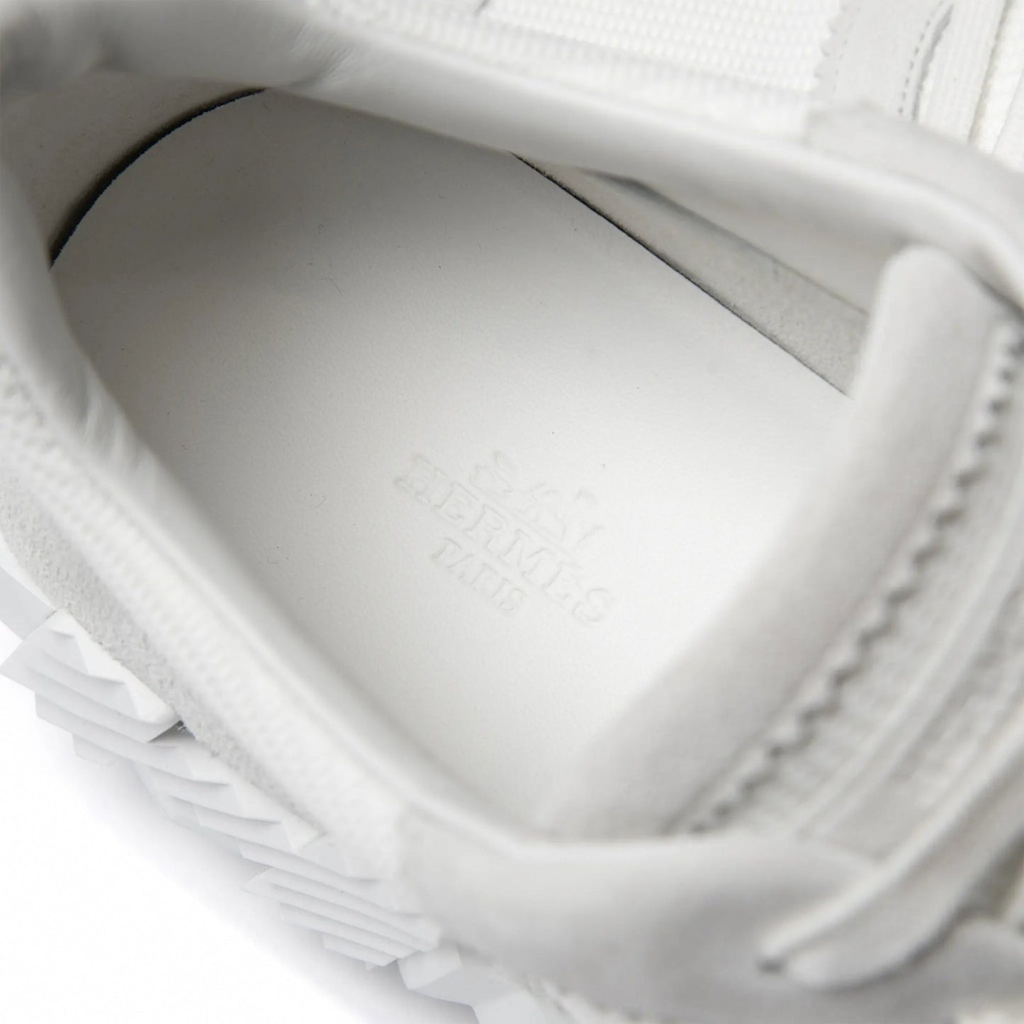 Bouncing Sneaker in White Suede and Technical Knit
