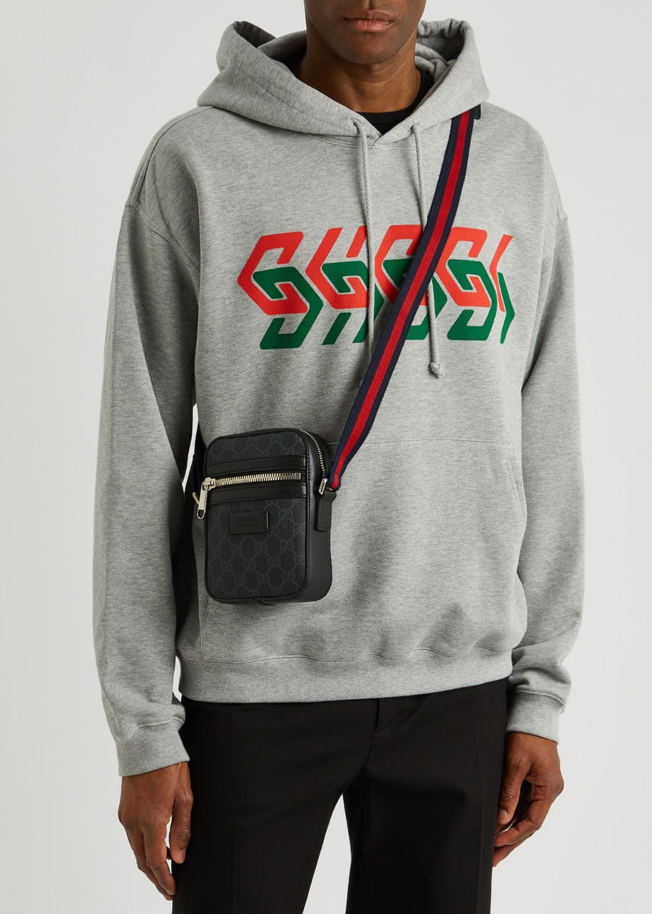 GG Supreme Small Crossbody Bag – Black Canvas