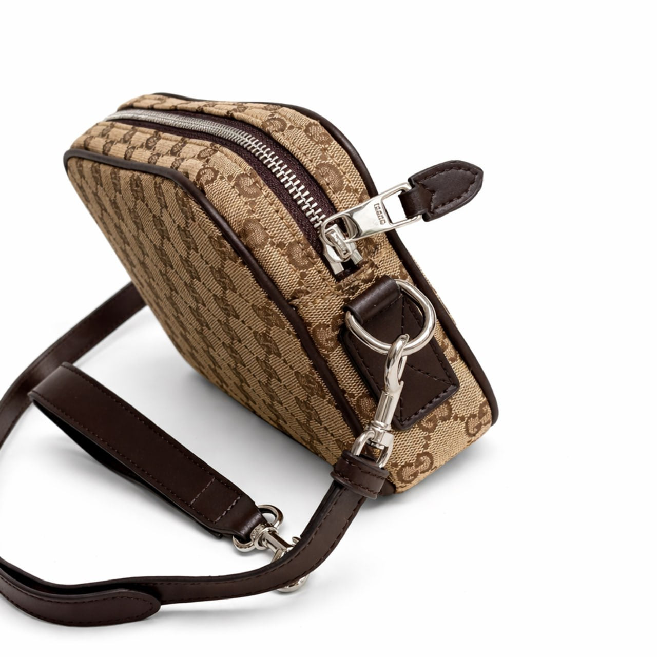 GG Canvas Shoulder Bag – Beige & Brown